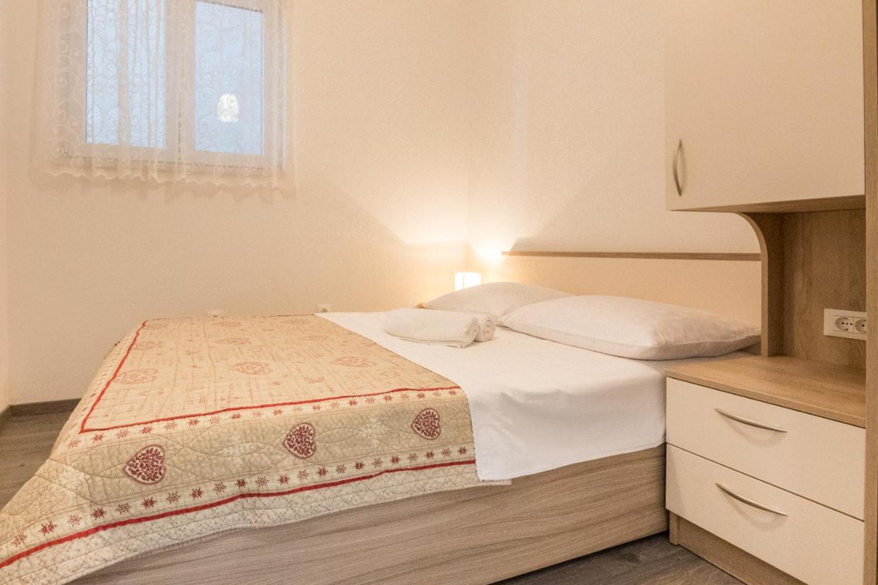 טוצפי Apartments Mate מראה חיצוני תמונה